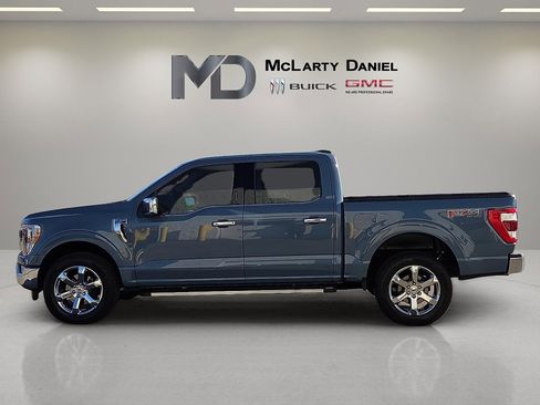 Used 2023 Ford F150 Lariat w/ Trailer Tow Package image 3