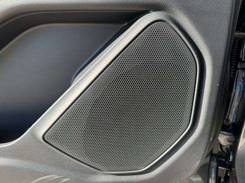 New 2026 Ford Explorer Active image 21