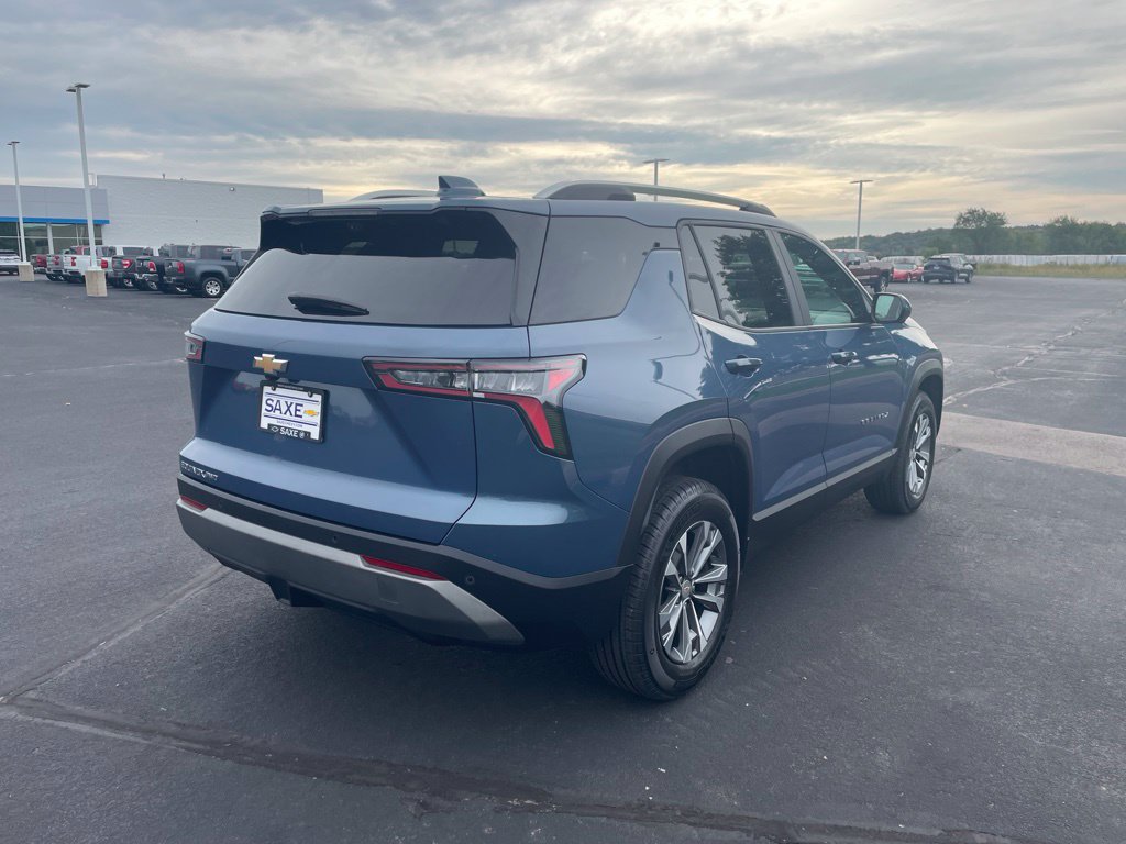 Used 2025 Chevrolet Equinox LT w/ Convenience Package II AWD/4WD image 5