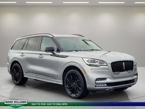 Used 2024 Lincoln Aviator Reserve w/ Equipment Group 201A image 1
