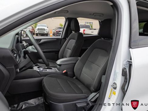 Used 2025 Ford Escape Active AWD/4WD image 18