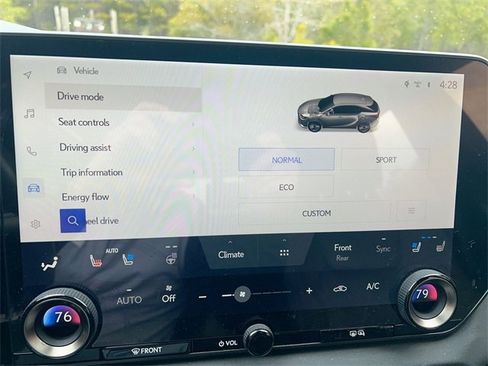 Used 2024 Lexus RX 350 image 22