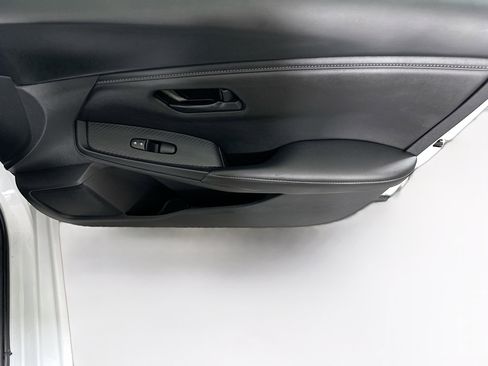 Used 2024 Nissan Sentra S FWD image 29