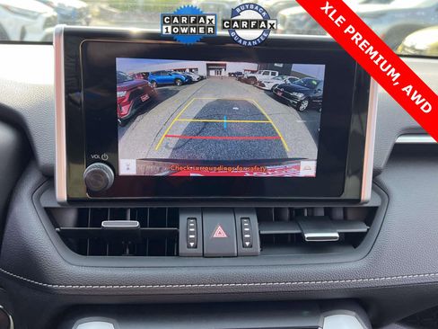 Used 2023 Toyota RAV4 XLE Premium image 9