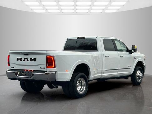New 2026 RAM 3500 Limited image 7