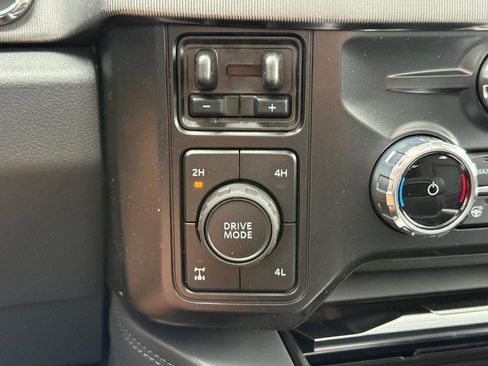 New 2026 Ford F250 Platinum AWD/4WD image 15