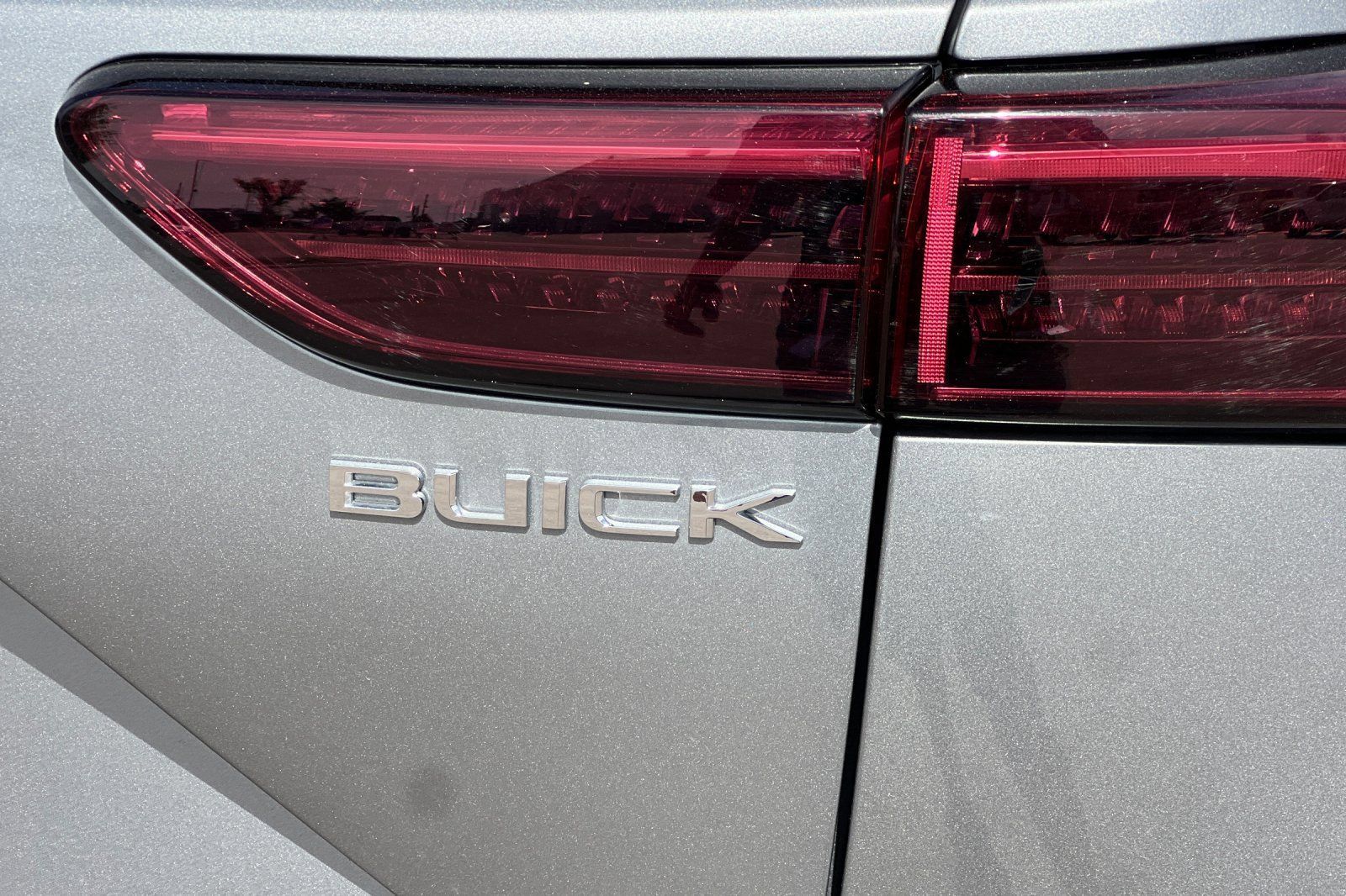 Used 2025 Buick Envision Sport Touring AWD/4WD image 24