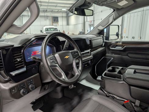 Used 2024 Chevrolet Silverado 2500 LT w/ All Star Edition image 17