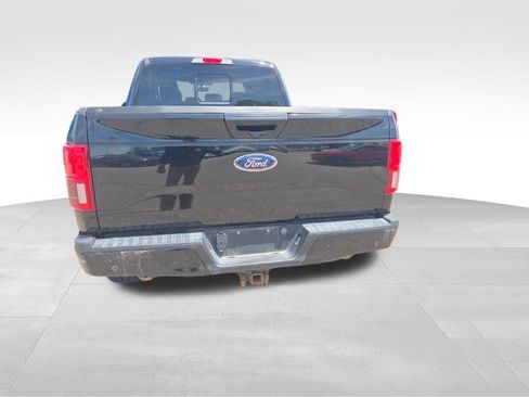 Used 2019 Ford F150 Lariat w/ Equipment Group 502A Luxury AWD/4WD image 4