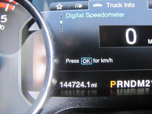 Used 2019 Ford F250 Lariat w/ Lariat Value Package image 37