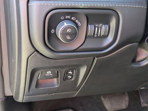 Used 2023 RAM 1500 Limited image 16