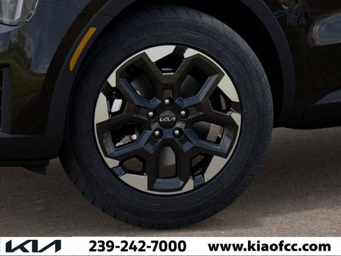 New 2026 Kia Sorento S image 9