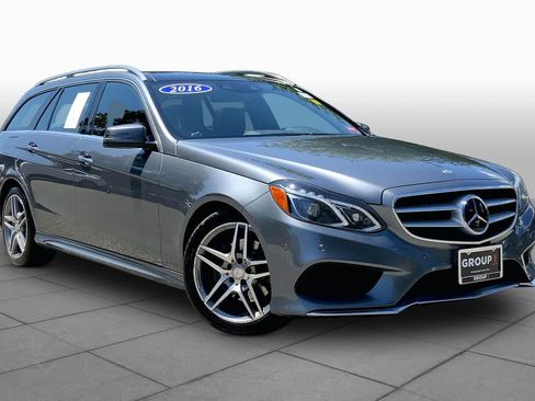 Used 2016 Mercedes-Benz E 350 4MATIC Wagon image 3