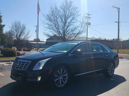 Used 2013 Cadillac XTS Luxury image 1