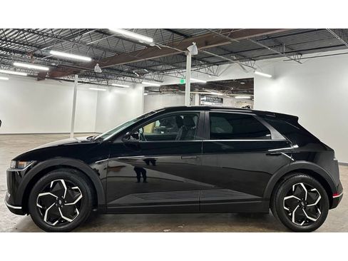 Used 2024 Hyundai Ioniq 5 SEL RWD image 8