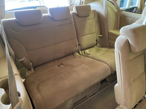 Used 2010 Honda Odyssey EX image 18
