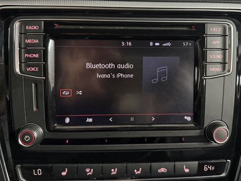 Used 2018 Volkswagen Passat 2.0T R-Line image 16