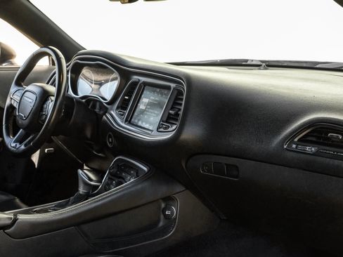 Used 2018 Dodge Challenger SXT Plus image 15