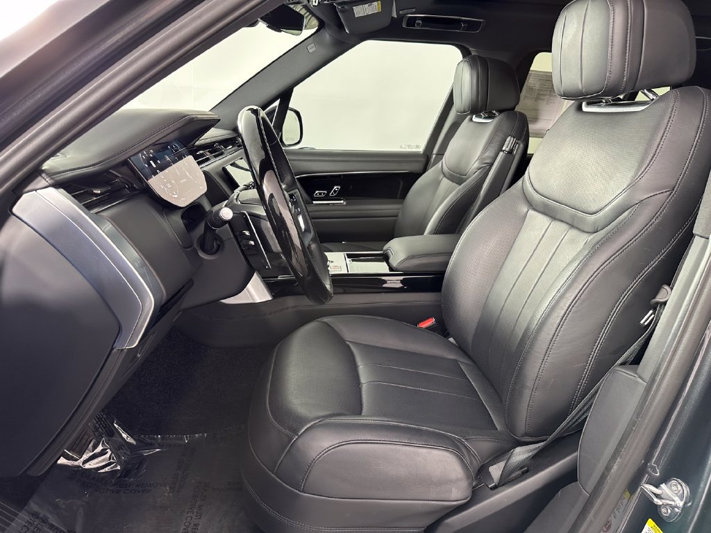 Used 2024 Land Rover Range Rover SE AWD/4WD image 17