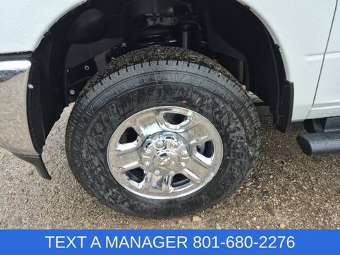 New 2026 RAM 2500 Tradesman AWD/4WD image 8