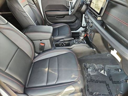 Used 2026 Jeep Wrangler Unlimited Rubicon AWD/4WD image 27