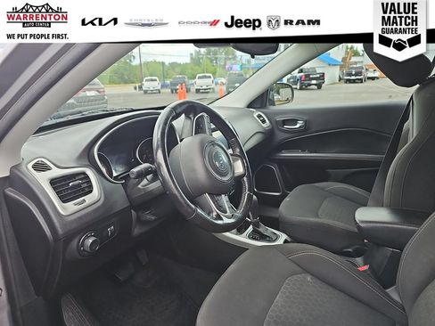 Used 2020 Jeep Compass Sport w/ Cold Weather Group AWD/4WD image 13