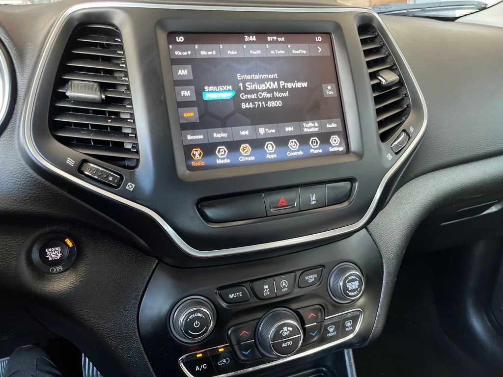 Used 2022 Jeep Cherokee Latitude Lux AWD/4WD image 34