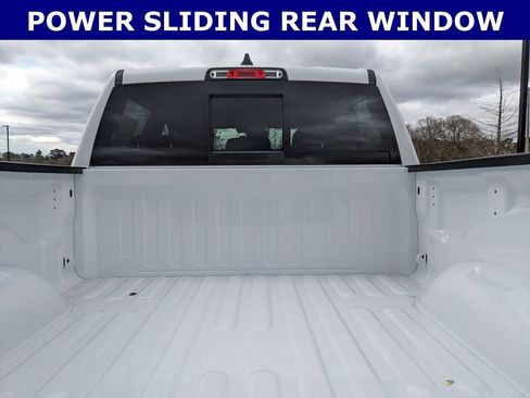 New 2026 RAM 1500 4x4 Crew Cab image 8