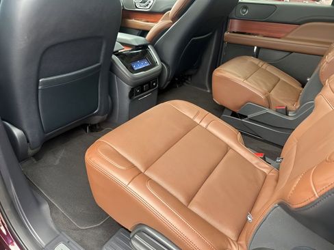 Used 2024 Lincoln Navigator L Reserve image 20