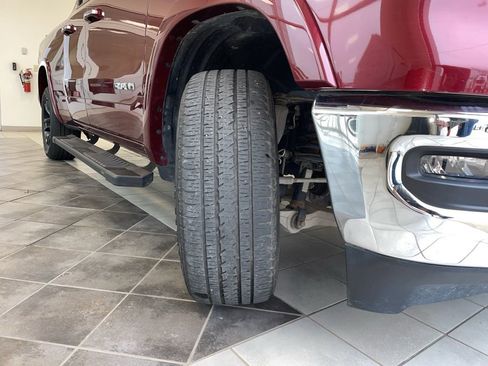 Used 2019 RAM 1500 Laramie image 19