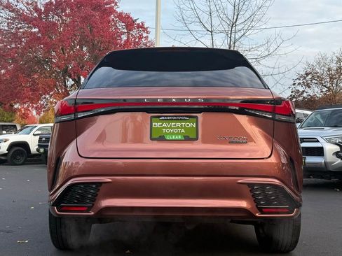 Used 2023 Lexus RX 500h F Sport image 4