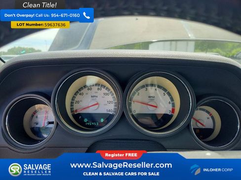 Used 2009 Dodge Challenger SE RWD image 12