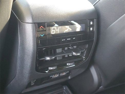 New 2025 Jeep Grand Cherokee L Altitude image 13