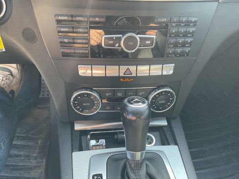 Used 2015 Mercedes-Benz C 250 C 250 2dr Coupe image 21