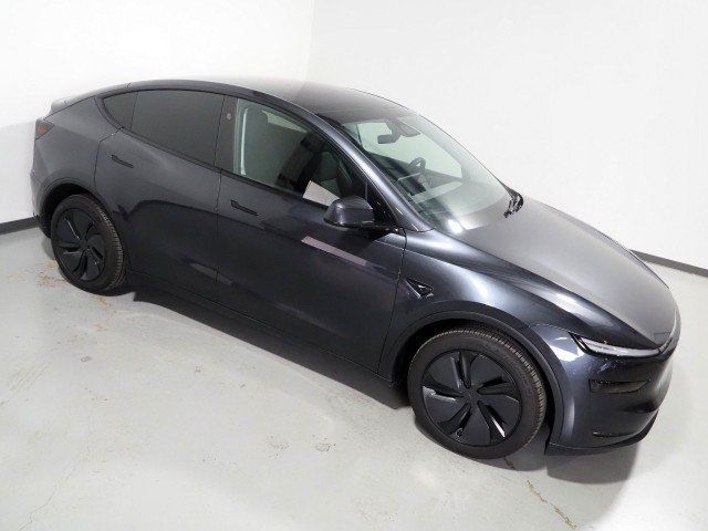 Used 2026 Tesla Model Y Long Range AWD/4WD image 13