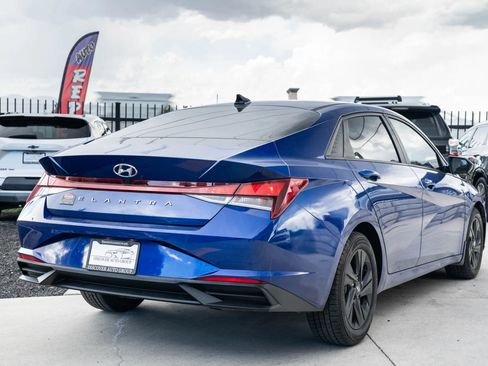 Used 2021 Hyundai Elantra SEL FWD image 10