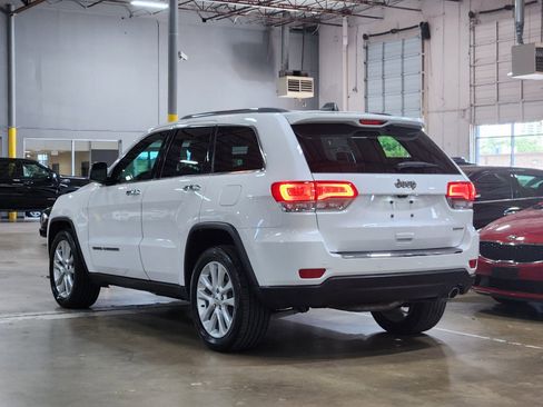 Used 2017 Jeep Grand Cherokee Limited RWD image 7