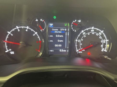 Used 2023 Toyota 4Runner 40th Anniversary SE image 18