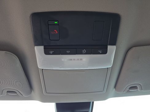 Used 2025 Nissan Altima 2.5 SV FWD image 19
