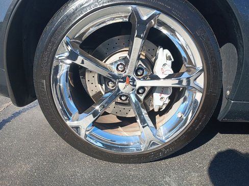 Used 2012 Chevrolet Corvette Grand Sport w/ 3LT Preferred Equipment Group image 27