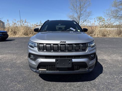Used 2022 Jeep Compass Latitude AWD/4WD image 13