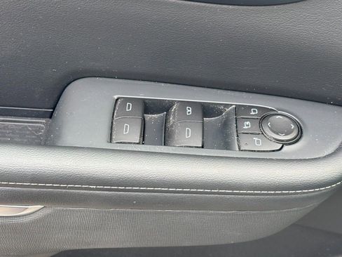 Certified 2025 Buick Enclave Preferred image 17