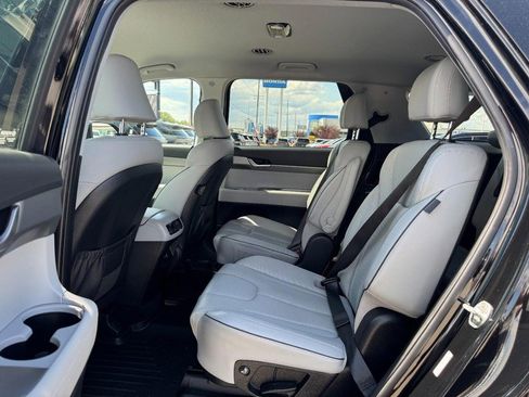 Used 2023 Hyundai Palisade SEL image 12