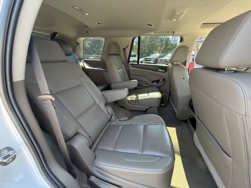 Used 2017 GMC Yukon SLT w/ HD Trailering Package AWD/4WD image 13