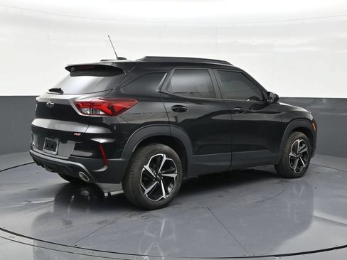 Used 2022 Chevrolet TrailBlazer RS w/ Sun and Liftgate Package FWD image 5
