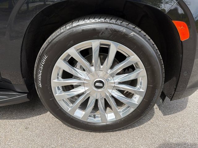 Used 2024 Cadillac Escalade ESV Premium Luxury w/ Performance Package AWD/4WD image 53