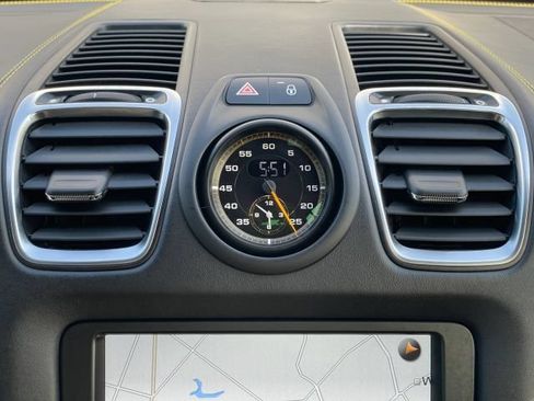 Used 2016 Porsche Cayman GT4 RWD image 30