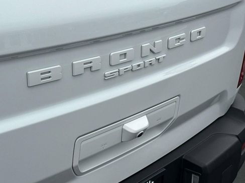Used 2025 Ford Bronco Sport Outer Banks w/ Outer Banks Tech Package+ AWD/4WD image 7