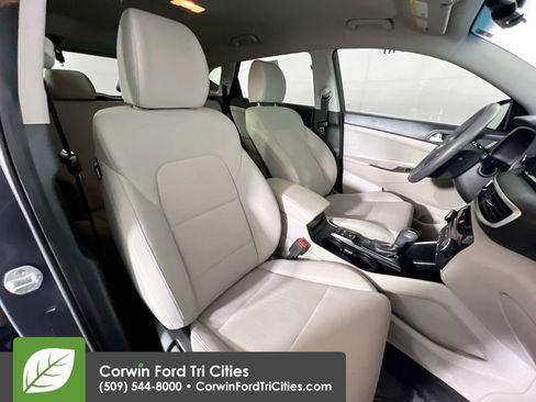Used 2019 Hyundai Tucson Value image 17