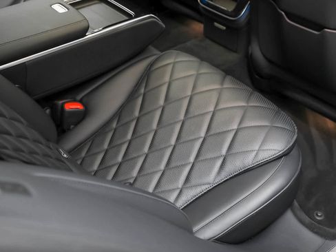 Used 2024 Mercedes-Benz S 580 4MATIC Sedan w/ Warmth & Comfort Package image 41